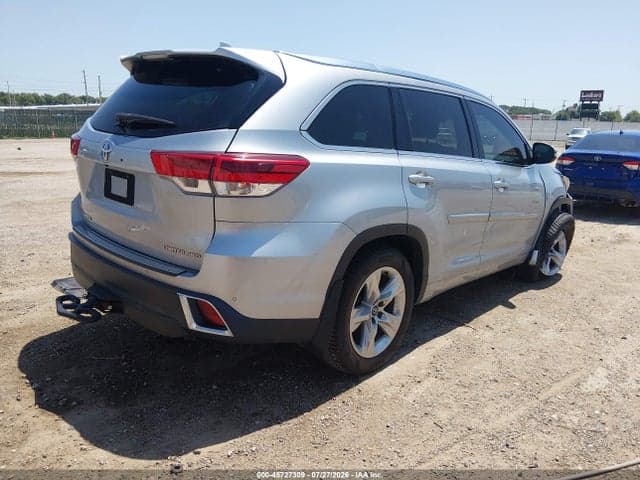 2017 TOYOTA HIGHLANDER LIMITED 4