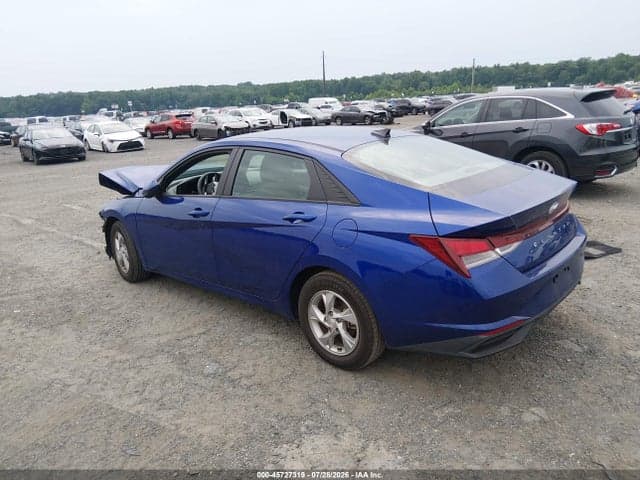 2021 HYUNDAI ELANTRA SE 3