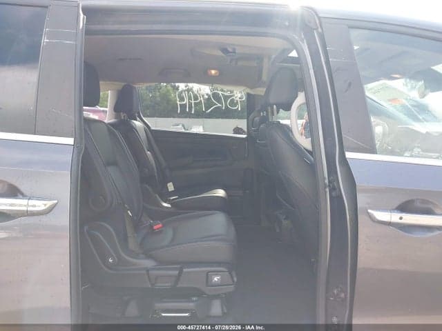 2023 HONDA ODYSSEY TOURING 8