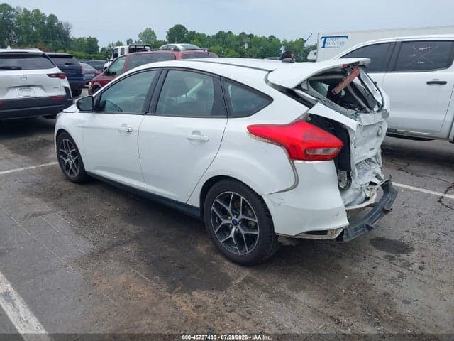 2017 FORD FOCUS SEL 3