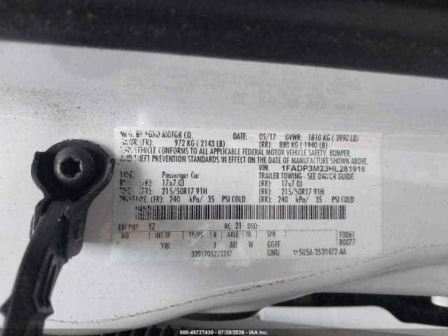 2017 FORD FOCUS SEL 9