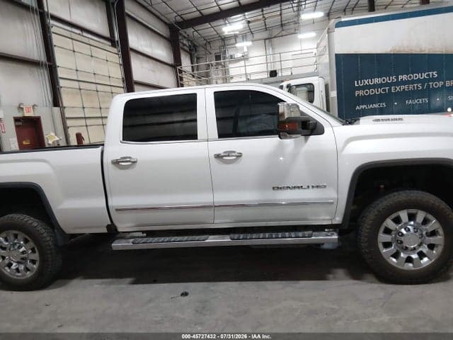 2018 GMC SIERRA 2500HD DENALI 13