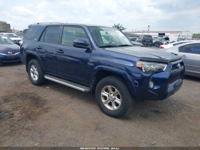 2018 TOYOTA 4RUNNER SR5 1
