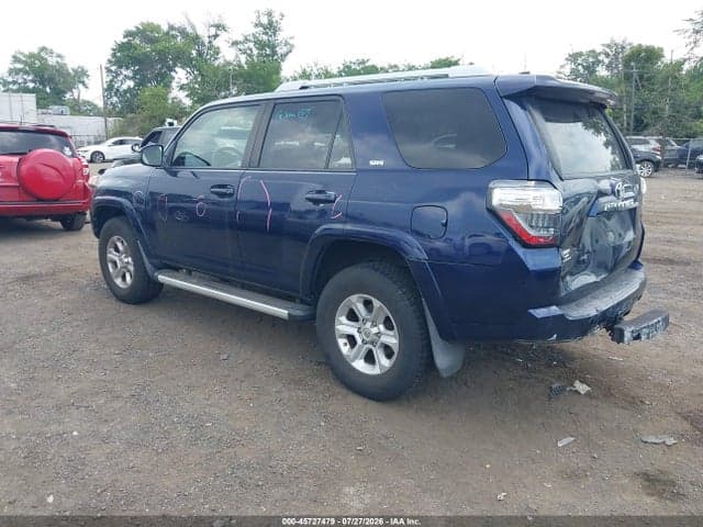 2018 TOYOTA 4RUNNER SR5 3