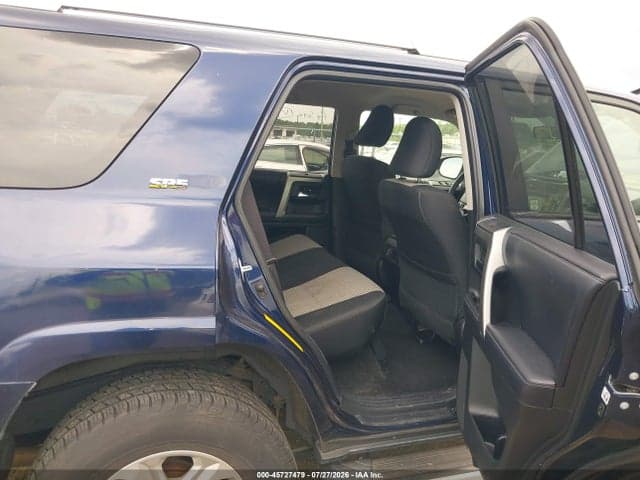 2018 TOYOTA 4RUNNER SR5 8