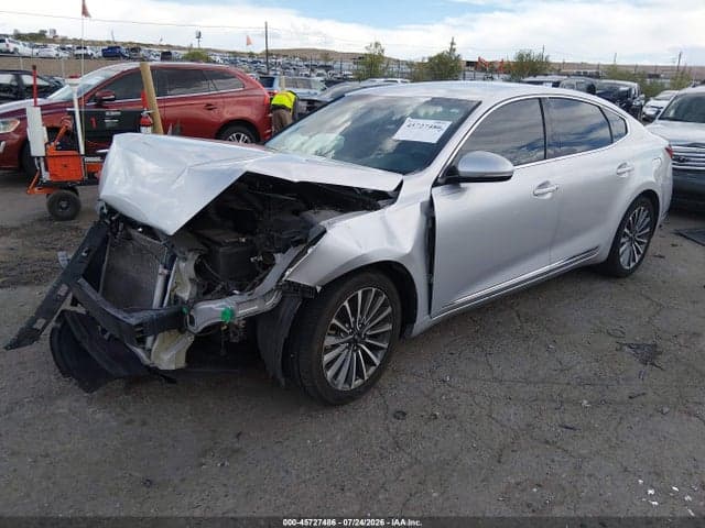 2018 KIA CADENZA PREMIUM 1