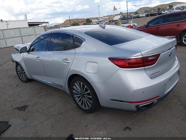 2018 KIA CADENZA PREMIUM 2