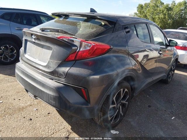 2018 TOYOTA C-HR XLE 4