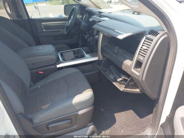 2018 RAM 1500 BIG HORN 4X4 6'4 BOX 5
