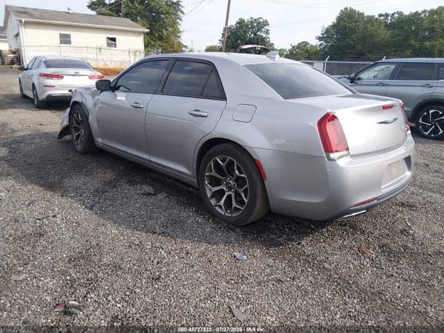 2018 CHRYSLER 300 TOURING 3