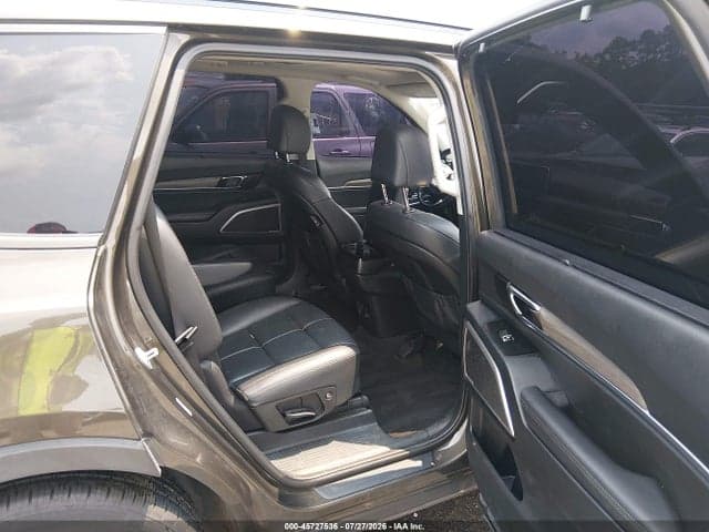 2022 KIA TELLURIDE EX 8