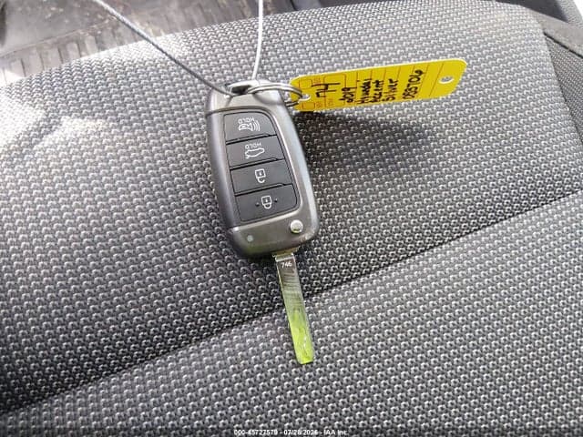 2019 HYUNDAI ACCENT SE 11