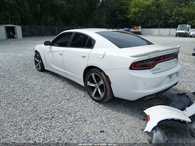 2017 DODGE CHARGER SE RWD 3