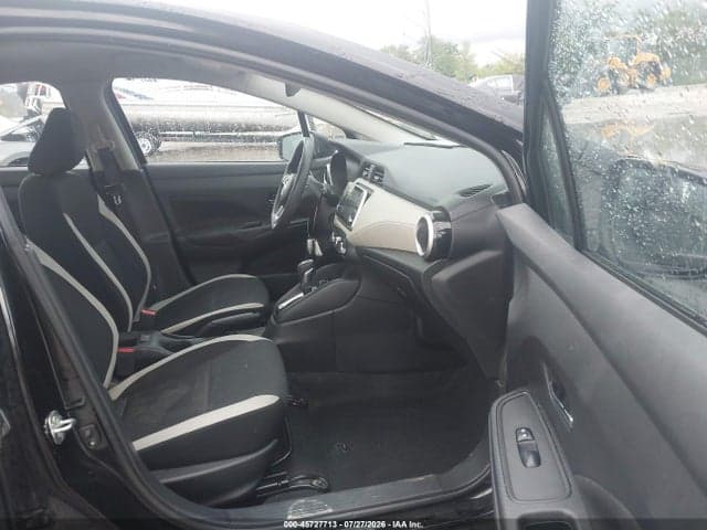 2021 NISSAN VERSA SV XTRONIC CVT 5