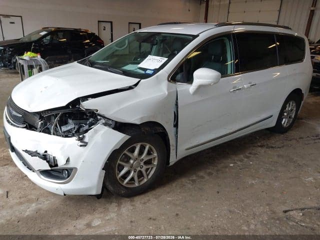 2020 CHRYSLER PACIFICA TOURING L 2