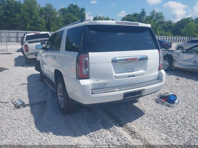 2019 GMC YUKON DENALI 3