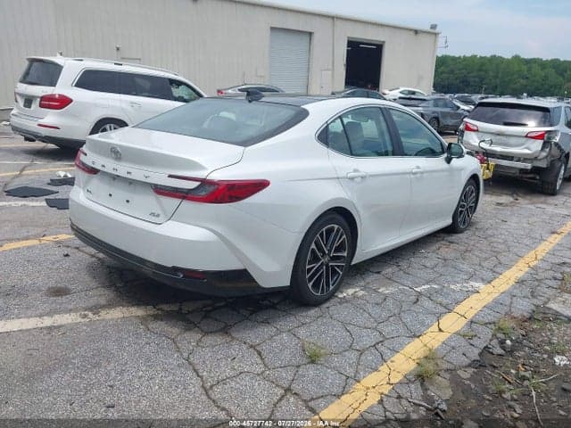 2025 TOYOTA CAMRY XLE 4