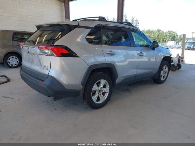 2020 TOYOTA RAV4 HYBRID XLE 4