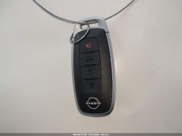 2025 NISSAN VERSA 1.6 SV 11