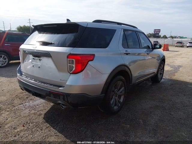 2021 FORD EXPLORER XLT 4
