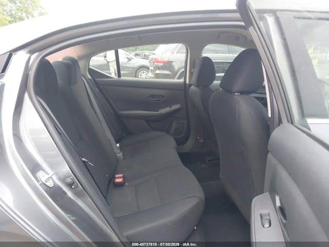 2025 NISSAN SENTRA S 8