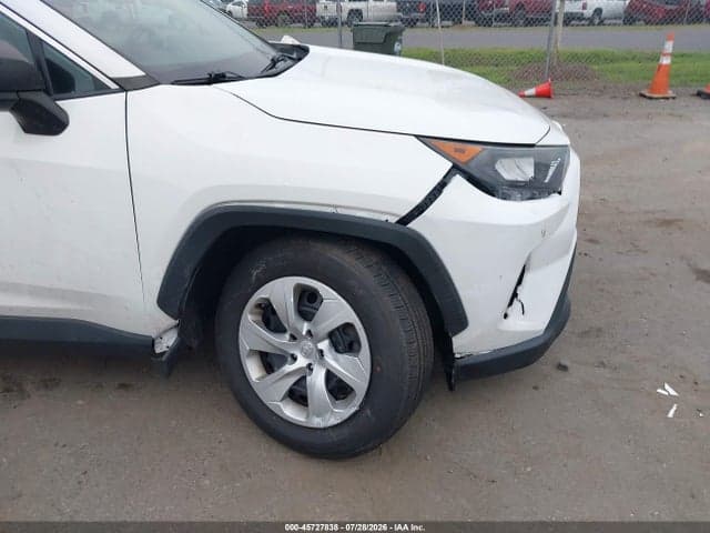 2020 TOYOTA RAV4 LE 6