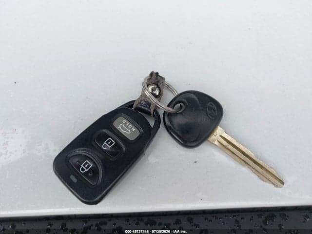 2019 HYUNDAI ELANTRA SE 11
