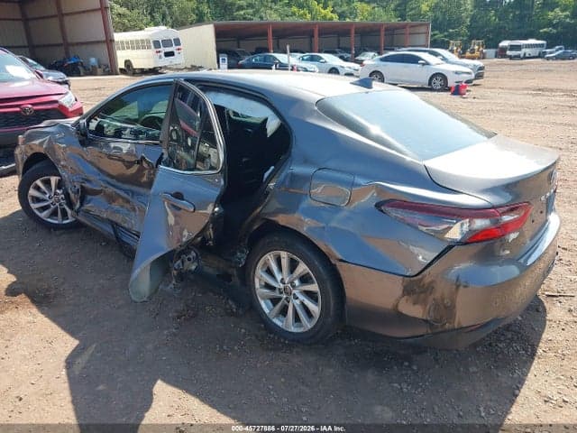 2023 TOYOTA CAMRY LE 3