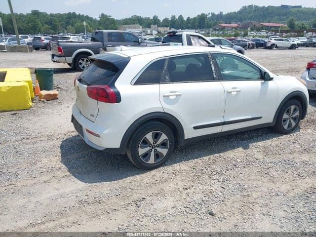 2017 KIA NIRO FE 4