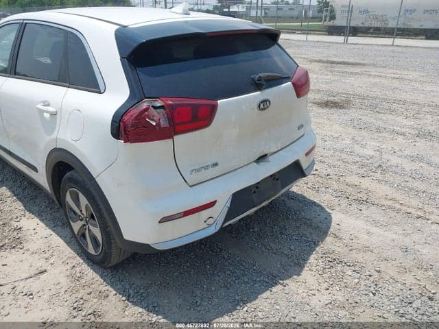 2017 KIA NIRO FE 6