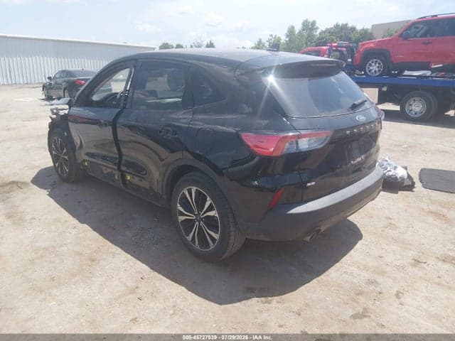 2022 FORD ESCAPE SE 3