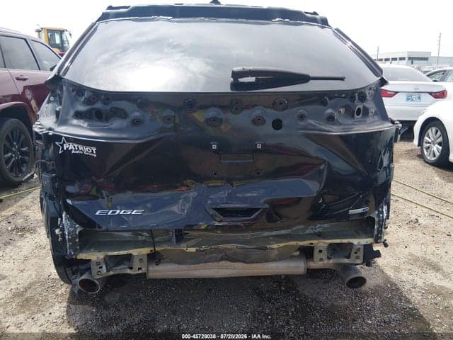 2020 FORD EDGE TITANIUM 6