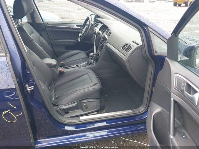 2017 VOLKSWAGEN E-GOLF SEL PREMIUM 5
