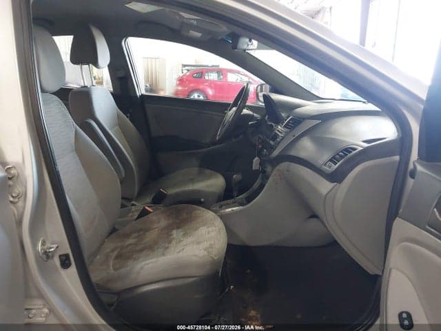 2017 HYUNDAI ACCENT SE 5
