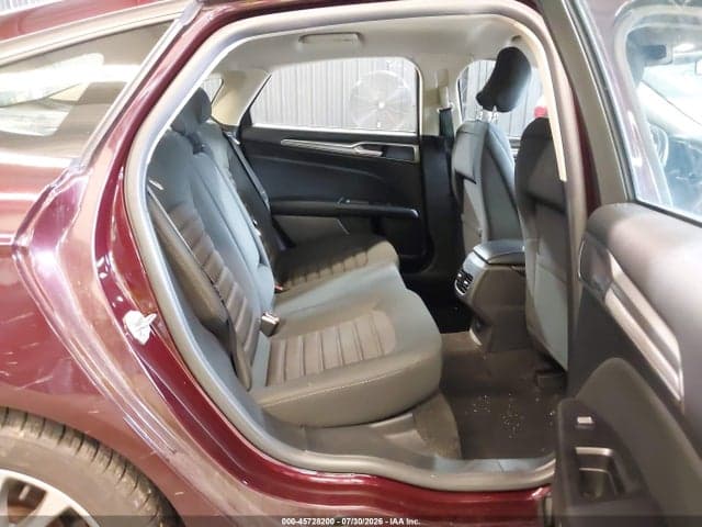 2017 FORD FUSION SE 8