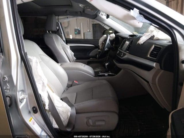 2017 TOYOTA HIGHLANDER XLE 5