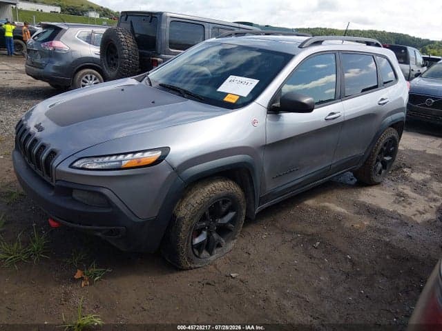 2017 JEEP CHEROKEE TRAILHAWK 2