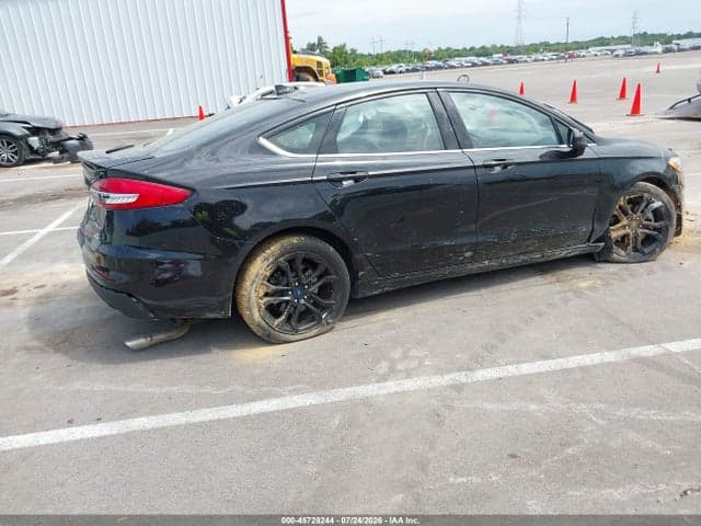 2019 FORD FUSION SE 4