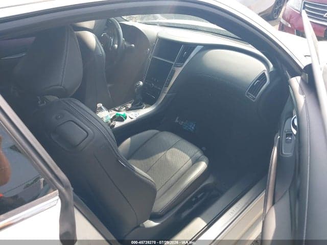 2021 INFINITI Q60 LUXE 5