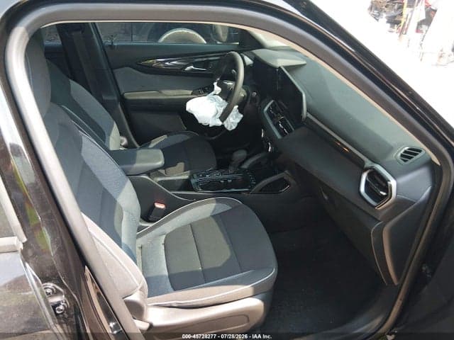 2025 CHEVROLET TRAILBLAZER AWD LT 5