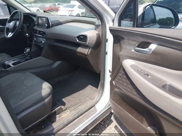 2019 HYUNDAI SANTA FE SE 5
