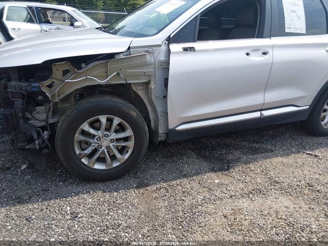2019 HYUNDAI SANTA FE SE 6
