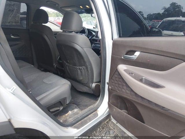 2019 HYUNDAI SANTA FE SE 8