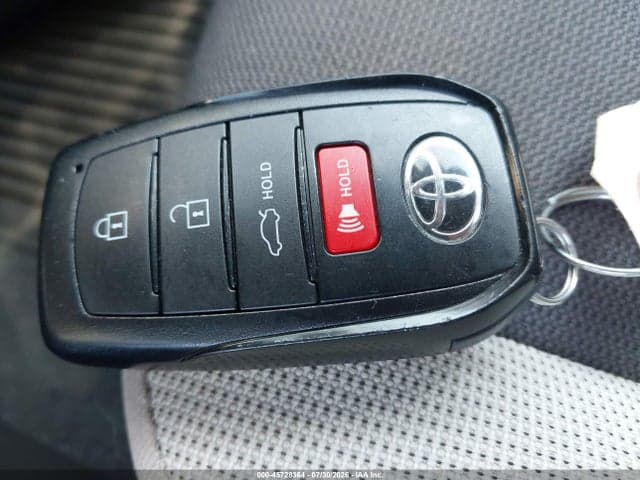 2026 TOYOTA COROLLA LE 11