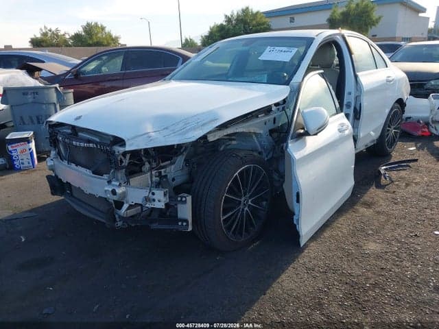 2019 MERCEDES-BENZ C 300 2