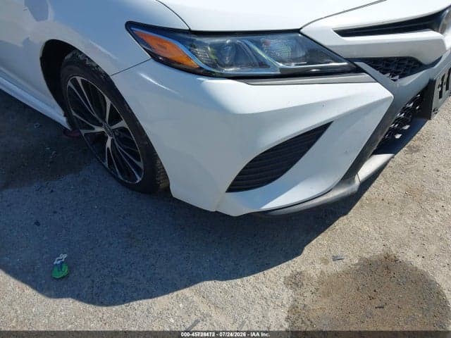 2020 TOYOTA CAMRY SE 6