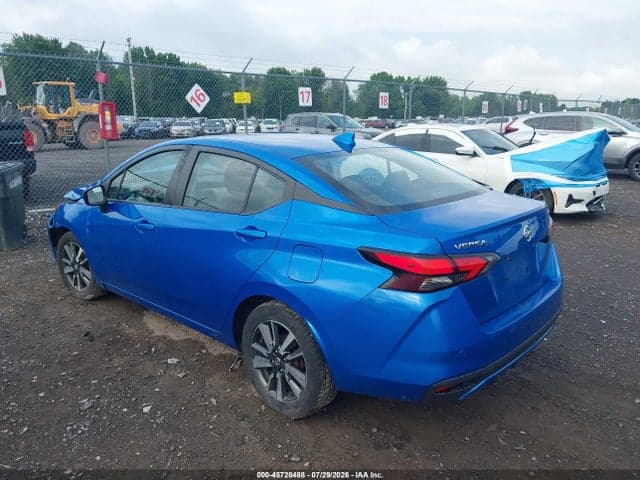 2021 NISSAN VERSA SV XTRONIC CVT 3