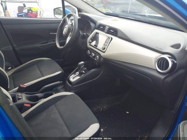 2021 NISSAN VERSA SV XTRONIC CVT 5