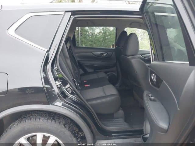 2019 NISSAN ROGUE SV 8