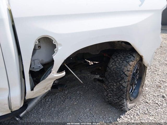 2020 TOYOTA TUNDRA SR5 6